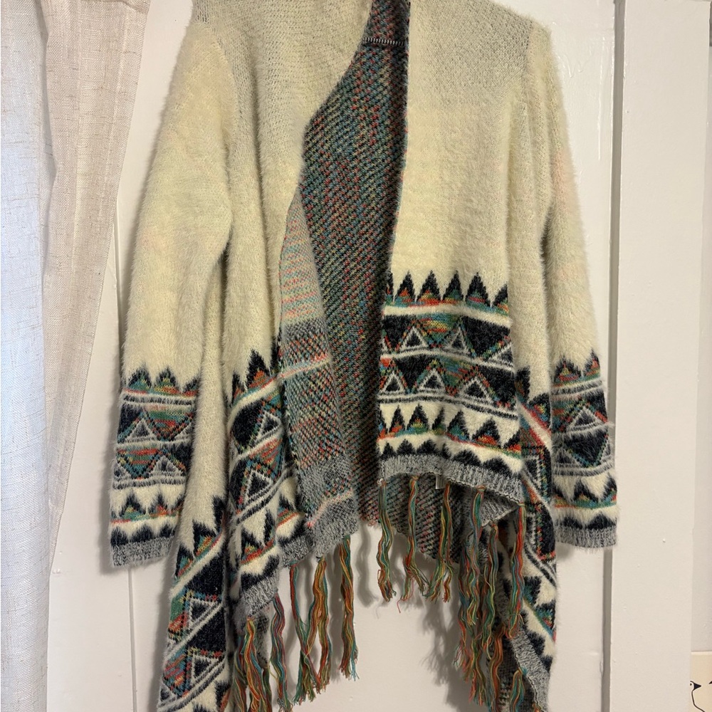 Geometric Patterned Cream Sweater - Picture 2 of 6